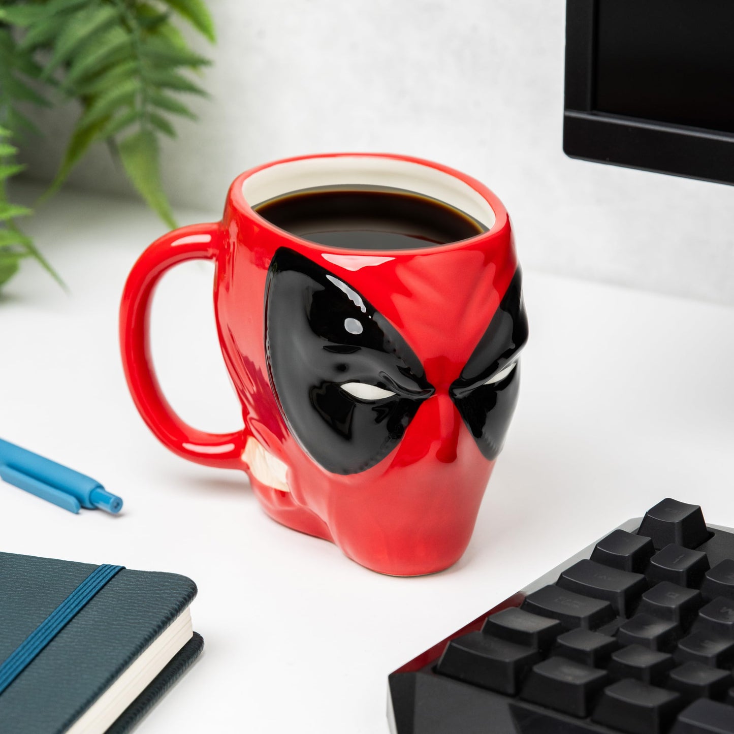 Marvel - Taza de café de cerámica con licencia oficial de Deadpool de Paladone Deadpool, regalo y recuerdo de cómic, taza de té de 11 onzas